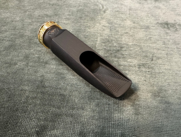 Photo Used Theo Wanne Gaia 3 Hard Rubber 7 Mouthpiece for Alto Sax